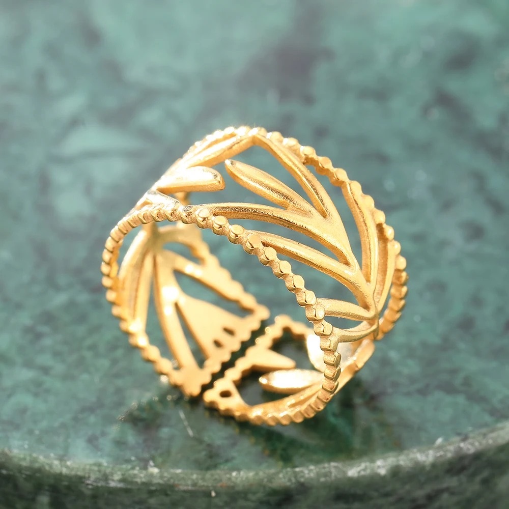 vintage Exquisite HeartLight Luxury Fashion Adjustable Open Oil Pressure Wide Ring